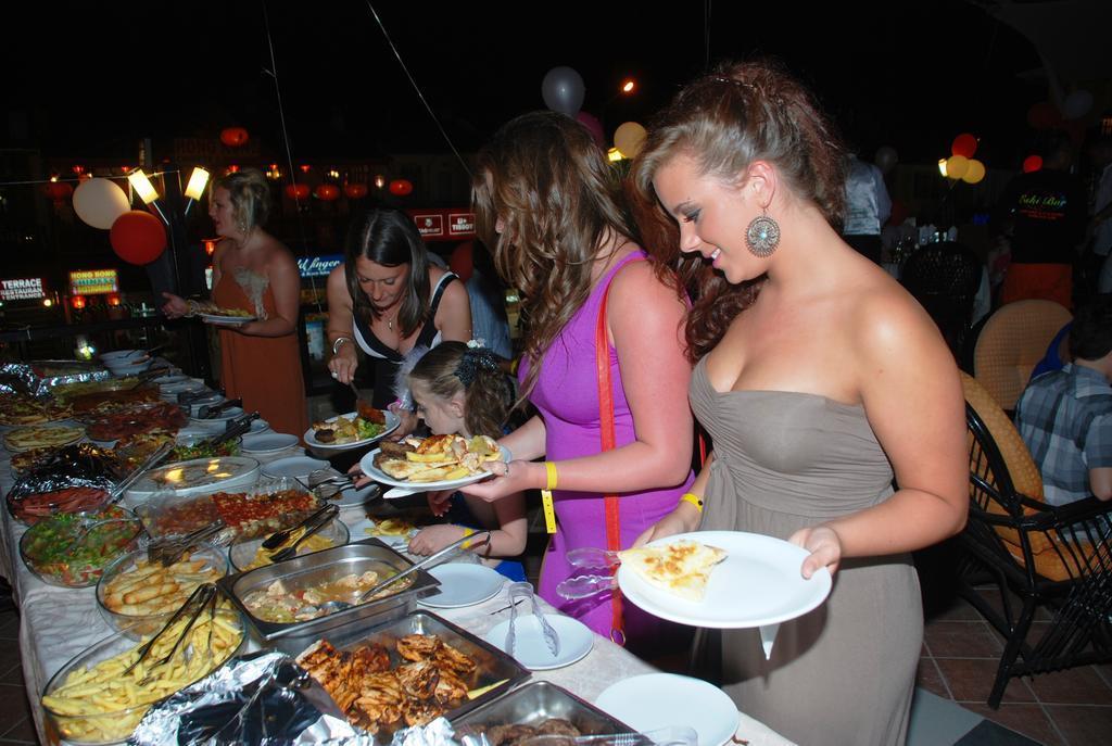 אולודניץ Hisar Holiday Club מראה חיצוני תמונה